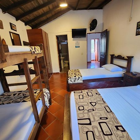 Hotel Campestre Palmas Del Zamorano San Gil Luaran gambar