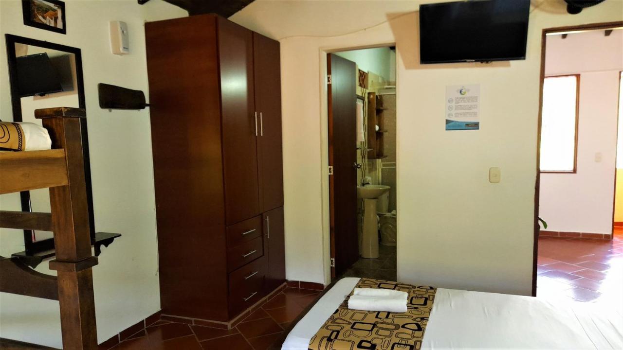 Hotel Campestre Palmas Del Zamorano San Gil Luaran gambar