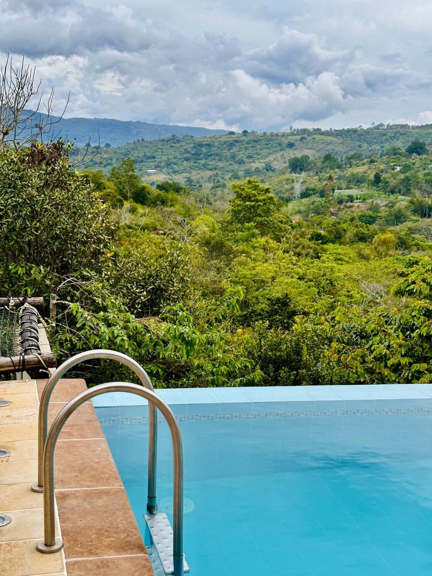 Hotel Campestre Palmas Del Zamorano San Gil Luaran gambar